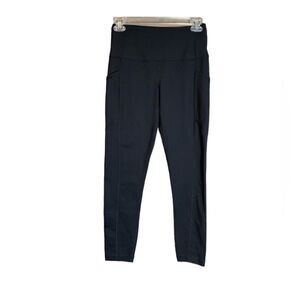 3 for $30! Yogalicious black cropped/ Capri leggings‎
